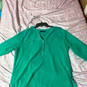 See threw APT.9 size (LG)